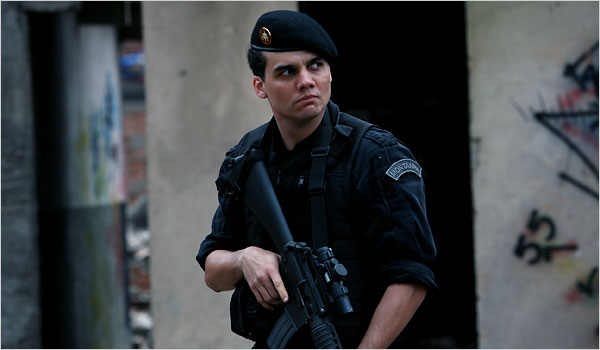 At Home in a War Zone - The New York Times