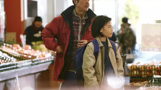 SHOPLIFTERS