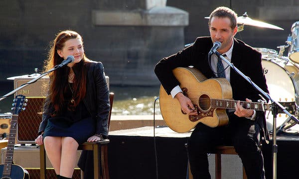 Janie Jones' With Abigail Breslin - Review - The New York Times