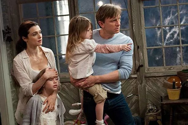 How Daniel Craig and Rachel Weisz fell in love filming Dream House - Mirror Online